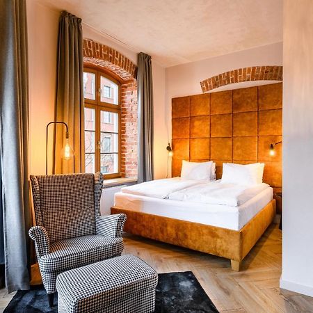 Adler Aparthotel Клайпеда Экстерьер фото