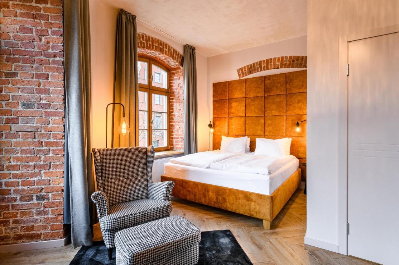 Adler Aparthotel Клайпеда Экстерьер фото